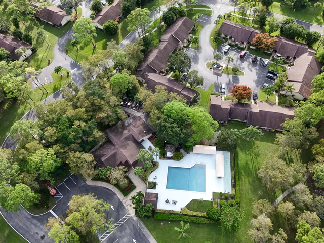 $195,000 | 103 Rose Bay Court, Royal Palm Beach, FL 33411