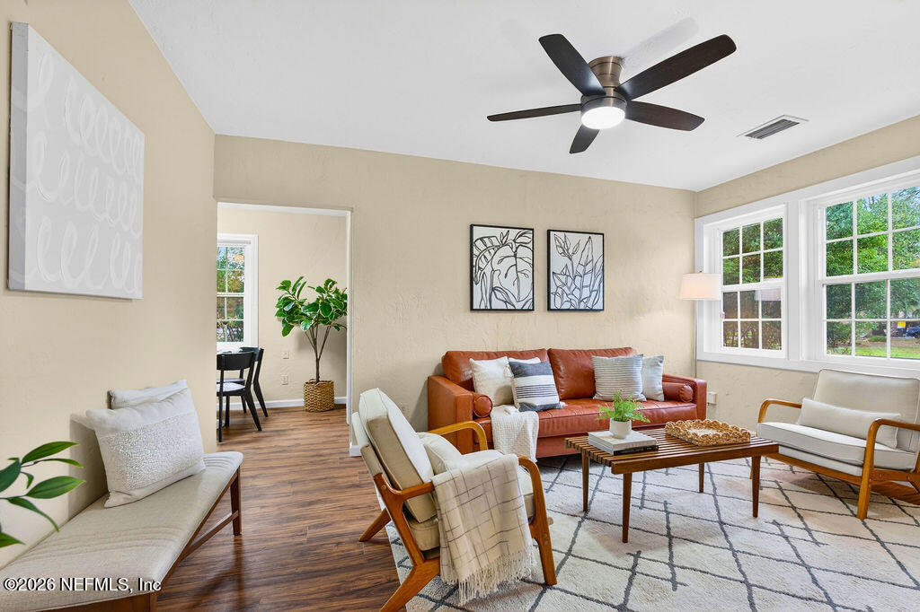 1125 Hamilton Street Jacksonville, FL 32205 - Photo 4 of 19 a living room with furniture and a large window