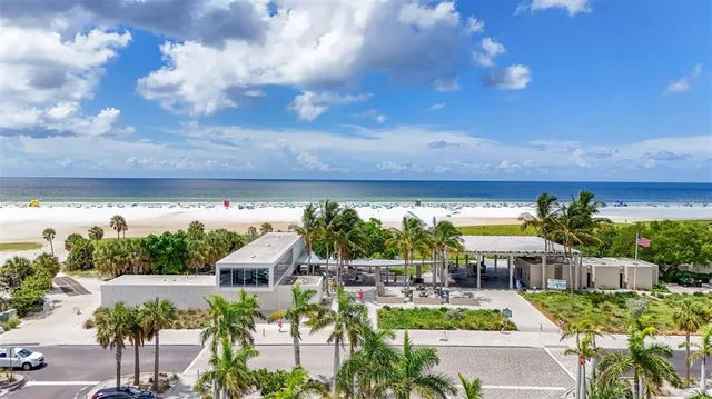 $798,500 | 5855 Midnight Pass Road, Unit 318, Sarasota, FL 34242