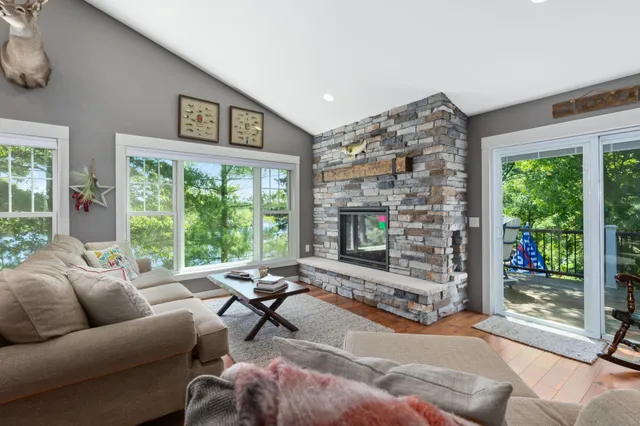 $1,195,000 | 8020 Ridge Road, Lake Shore, MN 56468