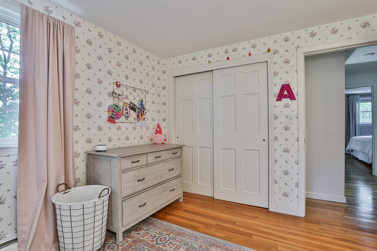 119 Peele Road Nashua, NH 03062 - Photo 28 of 37