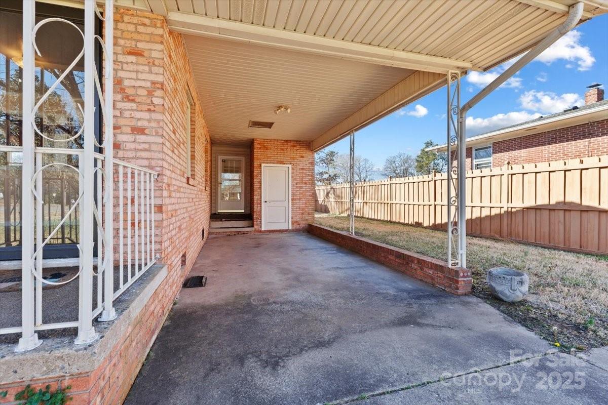 602 Charles Road Shelby, NC 28152 - Photo 10 of 31 Gallery Image 10
