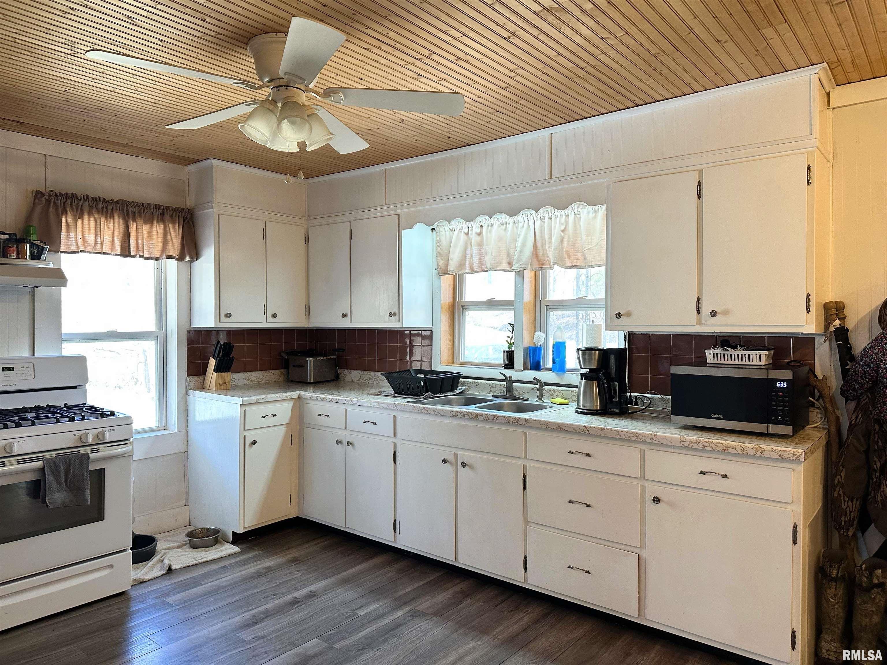 875 Jimtown Loop Anna, IL 62906 - Photo 5 of 50 Gallery Image 5