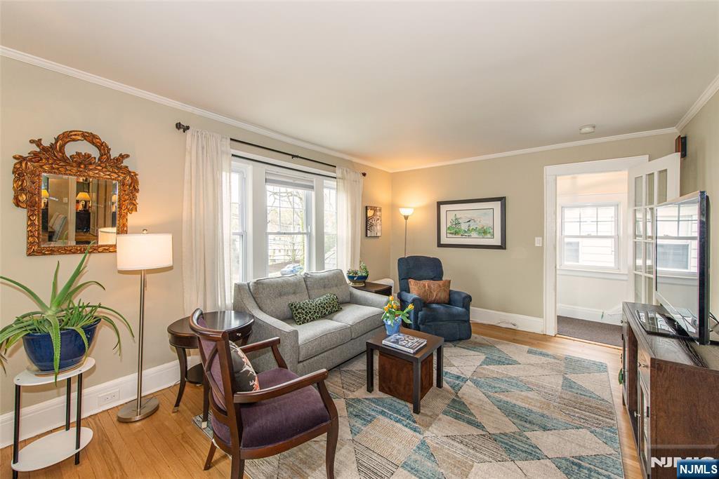 485 Valley Road Montclair, NJ 07043 - Photo 14 of 38