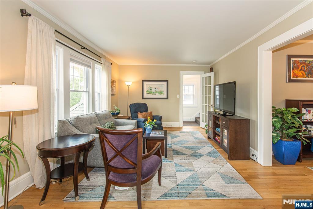 485 Valley Road Montclair, NJ 07043 - Photo 15 of 38