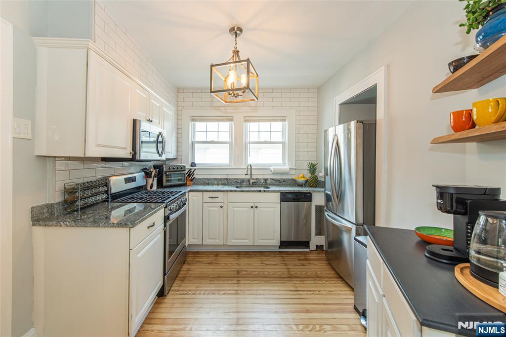 485 Valley Road Montclair, NJ 07043 - Photo 31 of 38