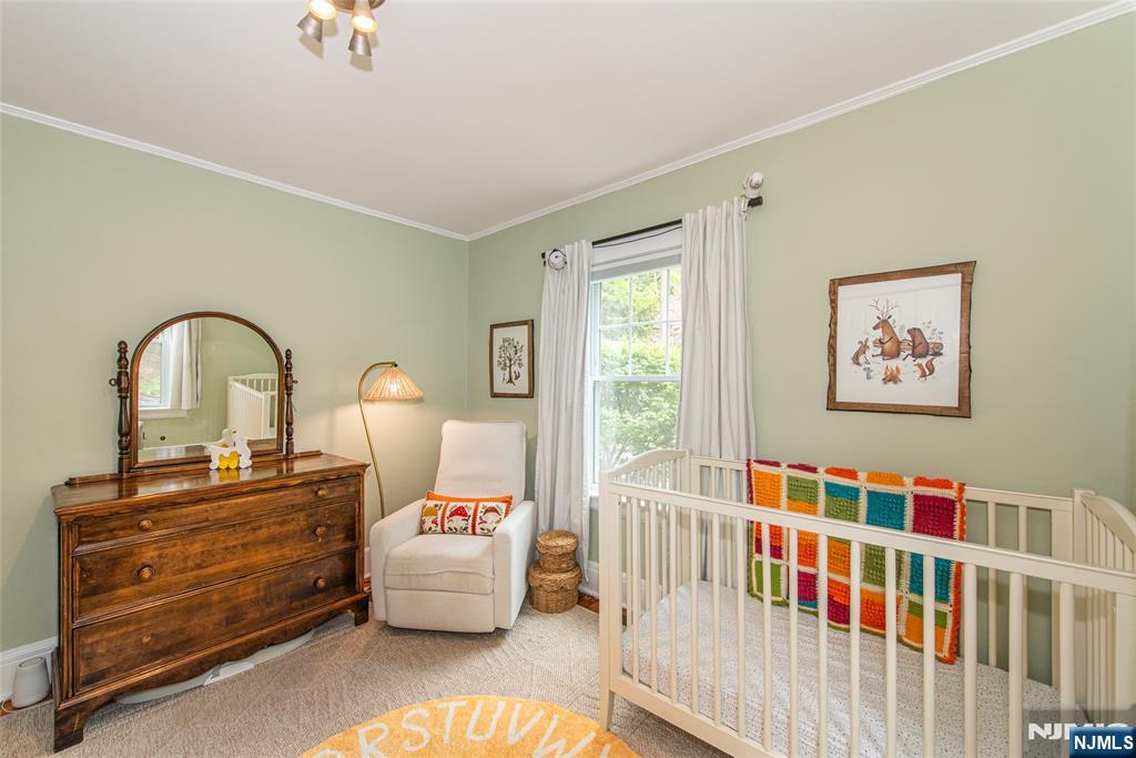 485 Valley Road Montclair, NJ 07043 - Photo 6 of 38