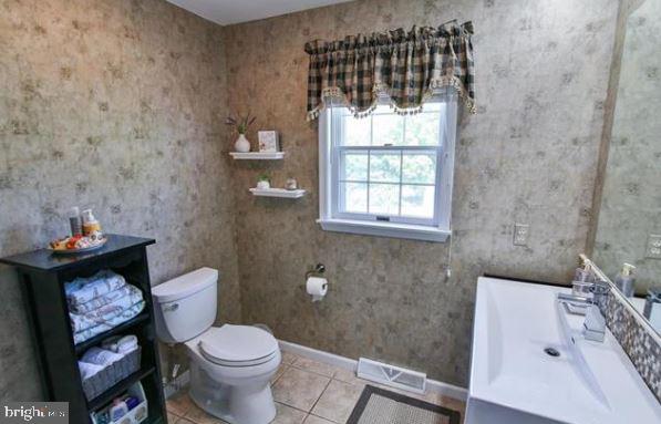 1845 Valley Forge Road Allentown, PA 18104 - Photo 21 of 38 Gallery Image 21