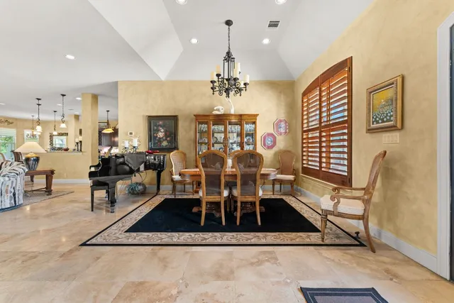 $999,000 | 2014 Lakeway Boulevard, Lakeway, TX 78734