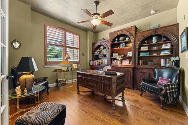 $999,000 | 2014 Lakeway Boulevard, Lakeway, TX 78734