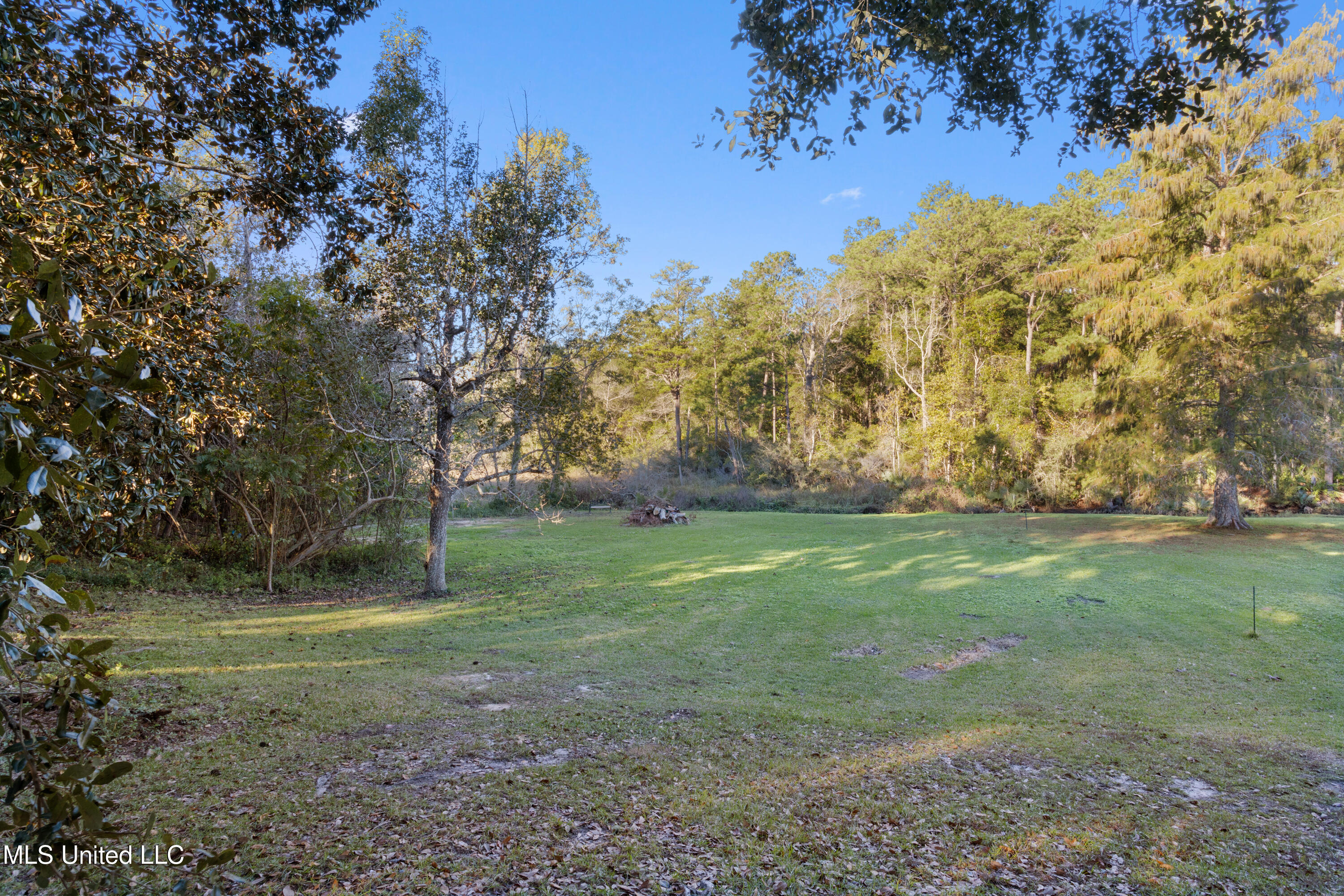 3605 Knapp Road Ocean Springs, MS 39564 - Photo 4 of 29 2