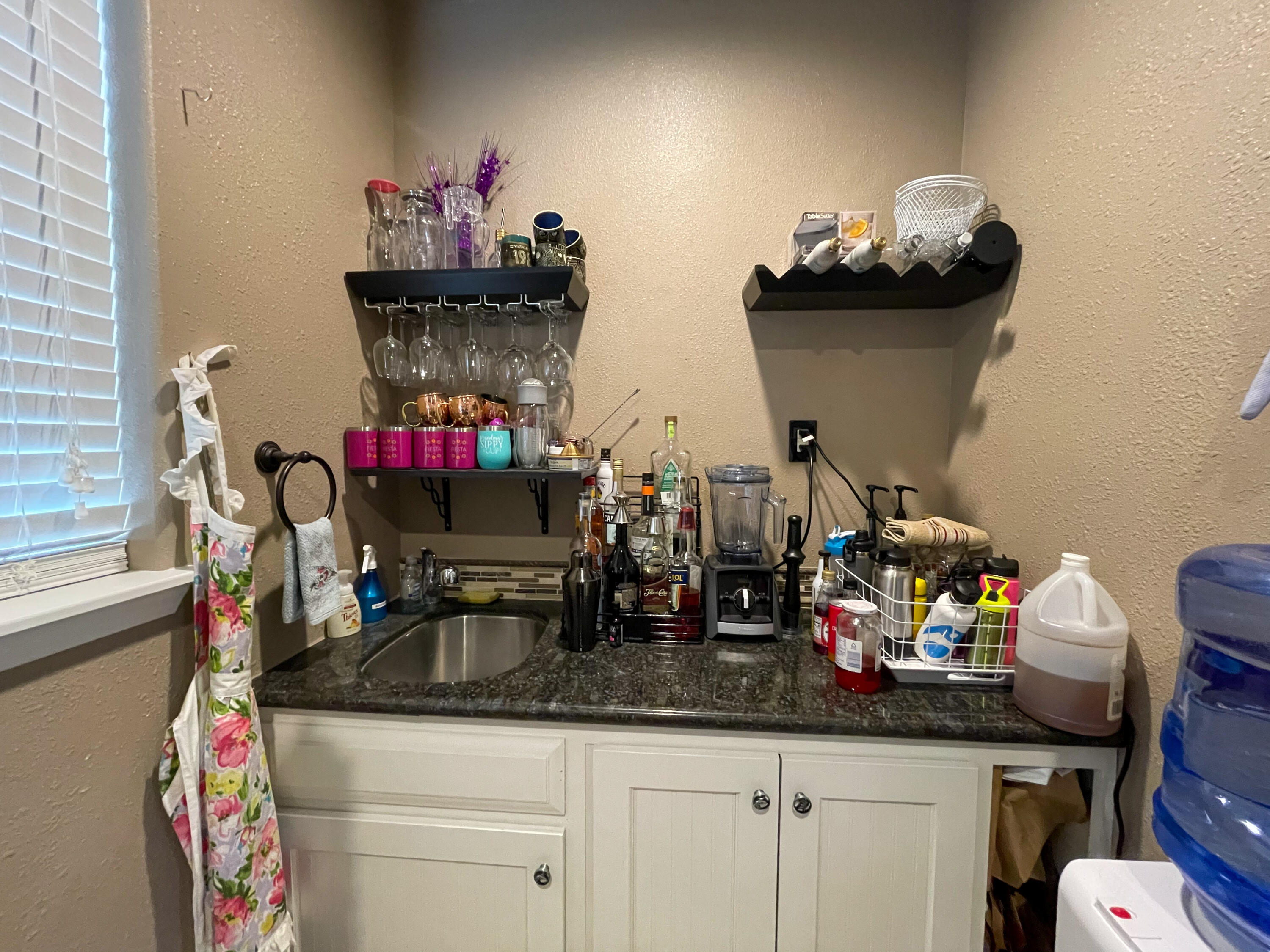 2164 Rabun Way Central Point, OR 97502 - Photo 5 of 16 bar