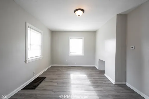 $1,249 | 1415 West Pruitt Street, Indianapolis, IN 46208