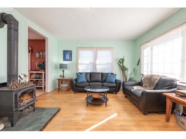 9500 Southeast Revenue Road Boring, OR 97009 - Photo 5 of 31 Gallery Image 5