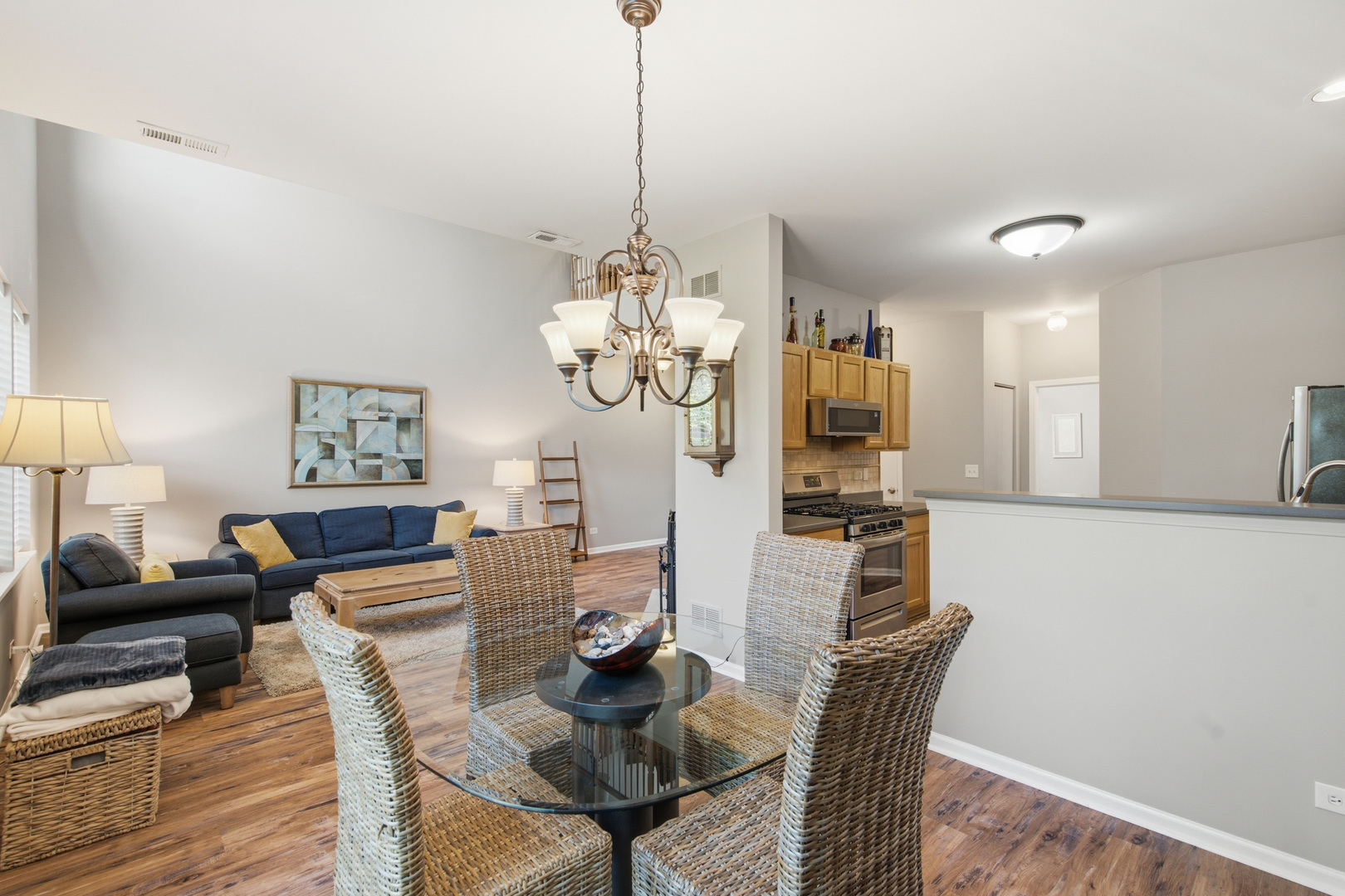 2975 Falling Waters Lane Lindenhurst, IL 60046 - Photo 7 of 28