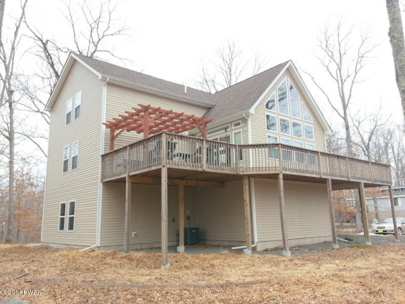 260 West Lakeview Road Lackawaxen, PA 18435 - Photo 35 of 37