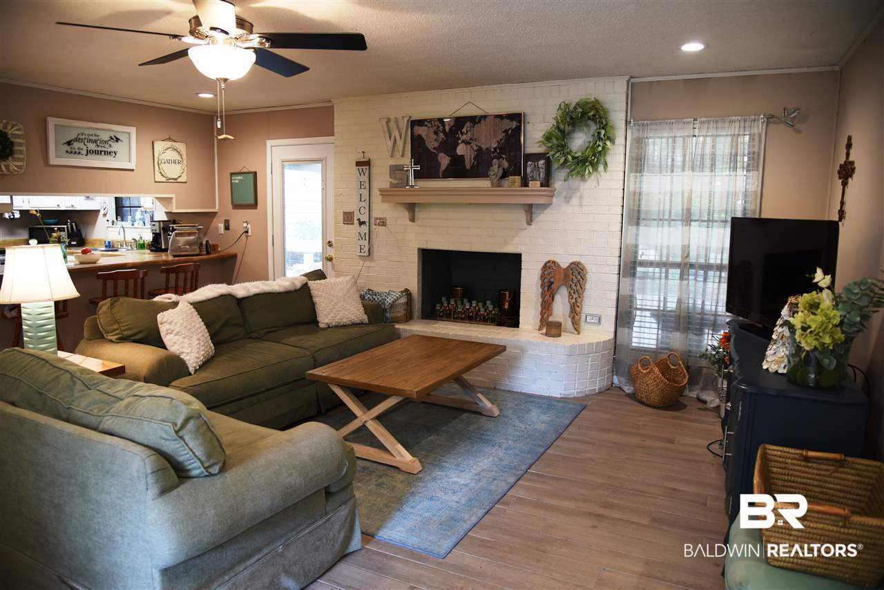2704 Lost River Road Mobile, AL 36605 - Photo 8 of 35