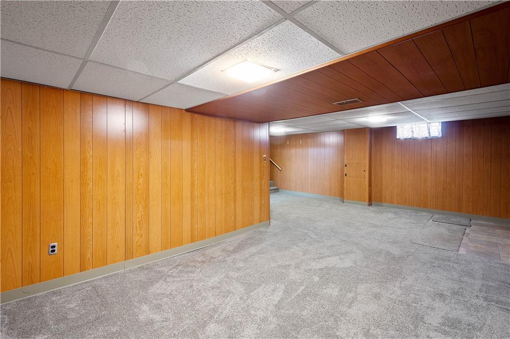 5260 Blossom Road Pittsburgh, PA 15236 - Photo 21 of 30 Gallery Image 21