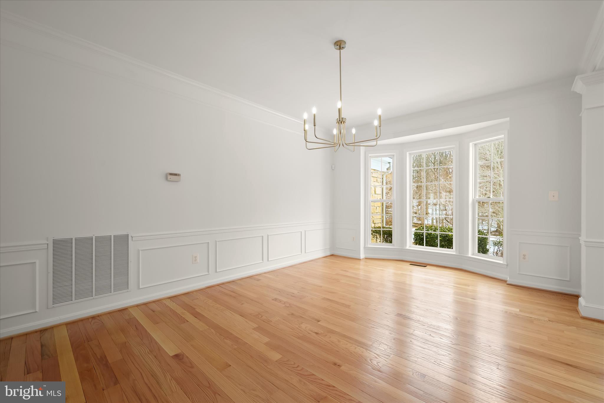 8433 Roberts Road Ellicott City, MD 21043 - Photo 15 of 84 Formal dining room