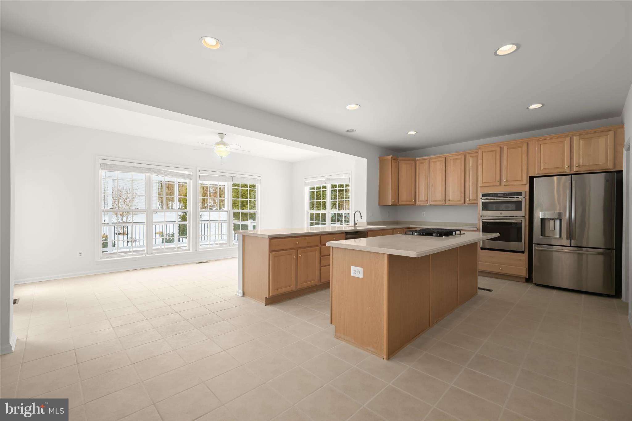 8433 Roberts Road Ellicott City, MD 21043 - Photo 26 of 84 Gourmet kitchen & breakfast room