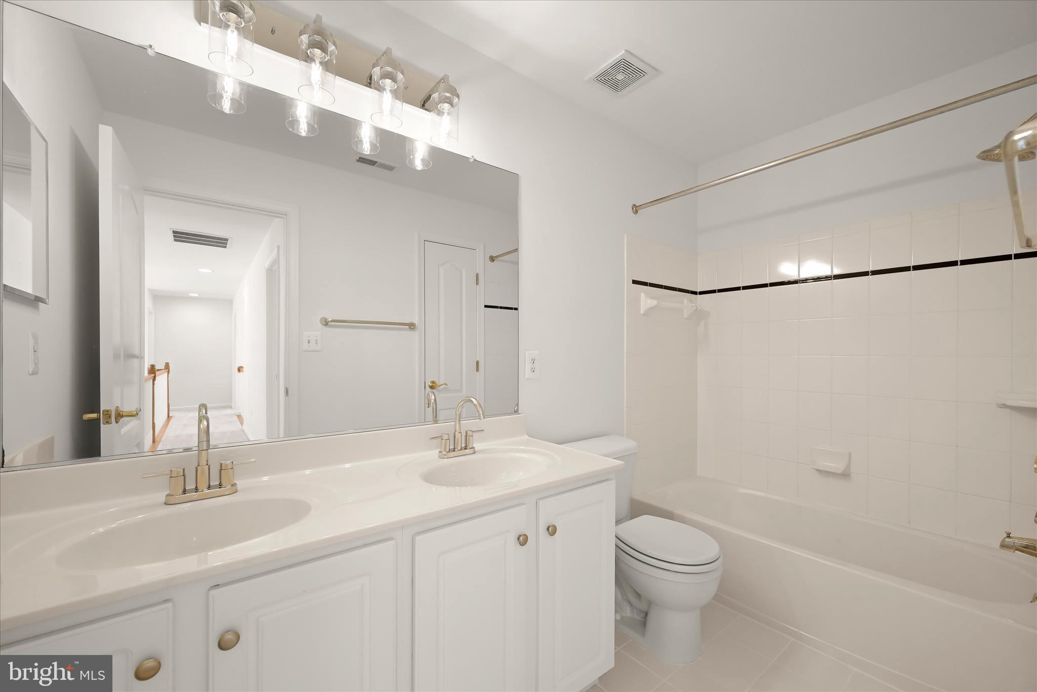 8433 Roberts Road Ellicott City, MD 21043 - Photo 54 of 84 Hall bathroom