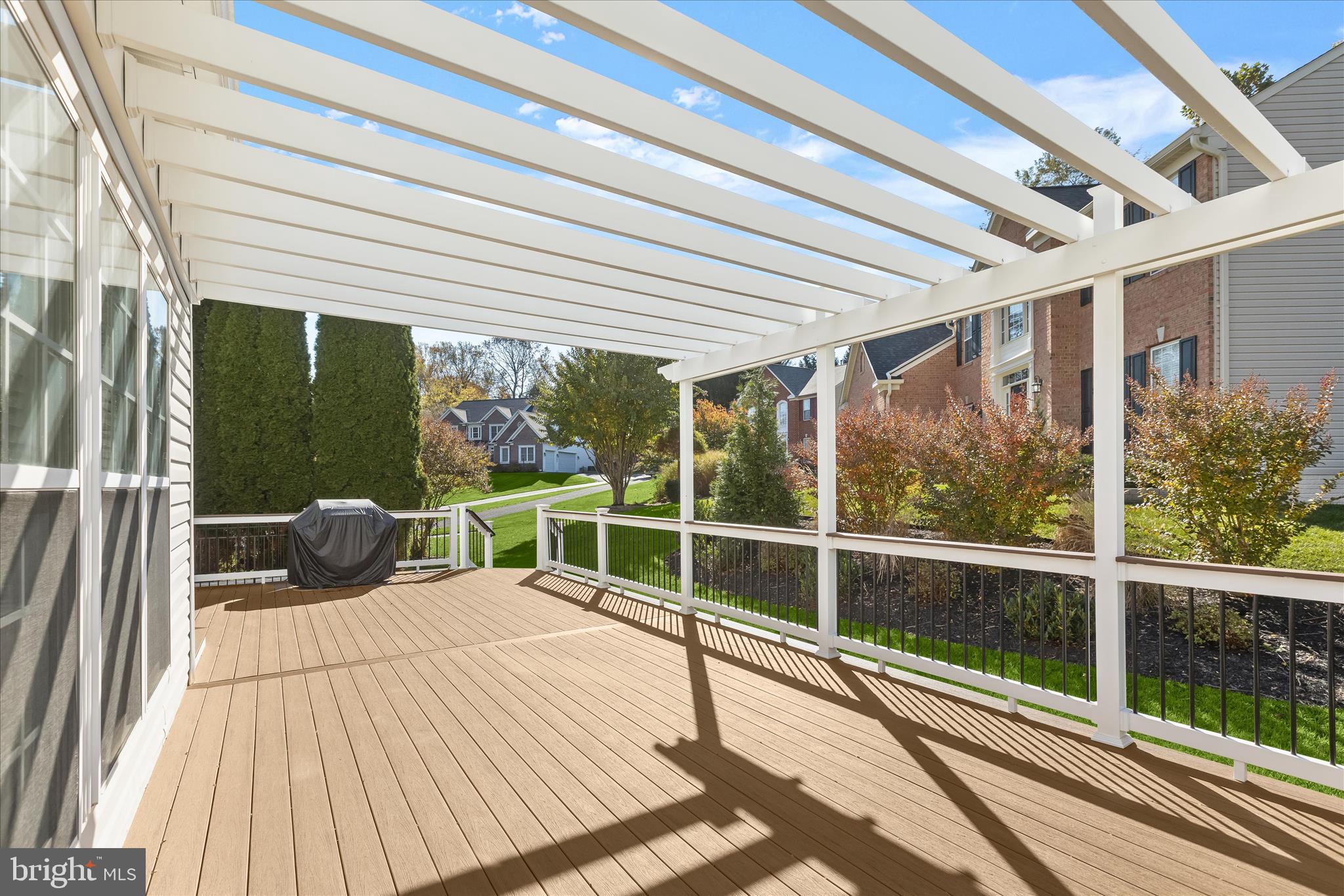 8433 Roberts Road Ellicott City, MD 21043 - Photo 73 of 84 Deck