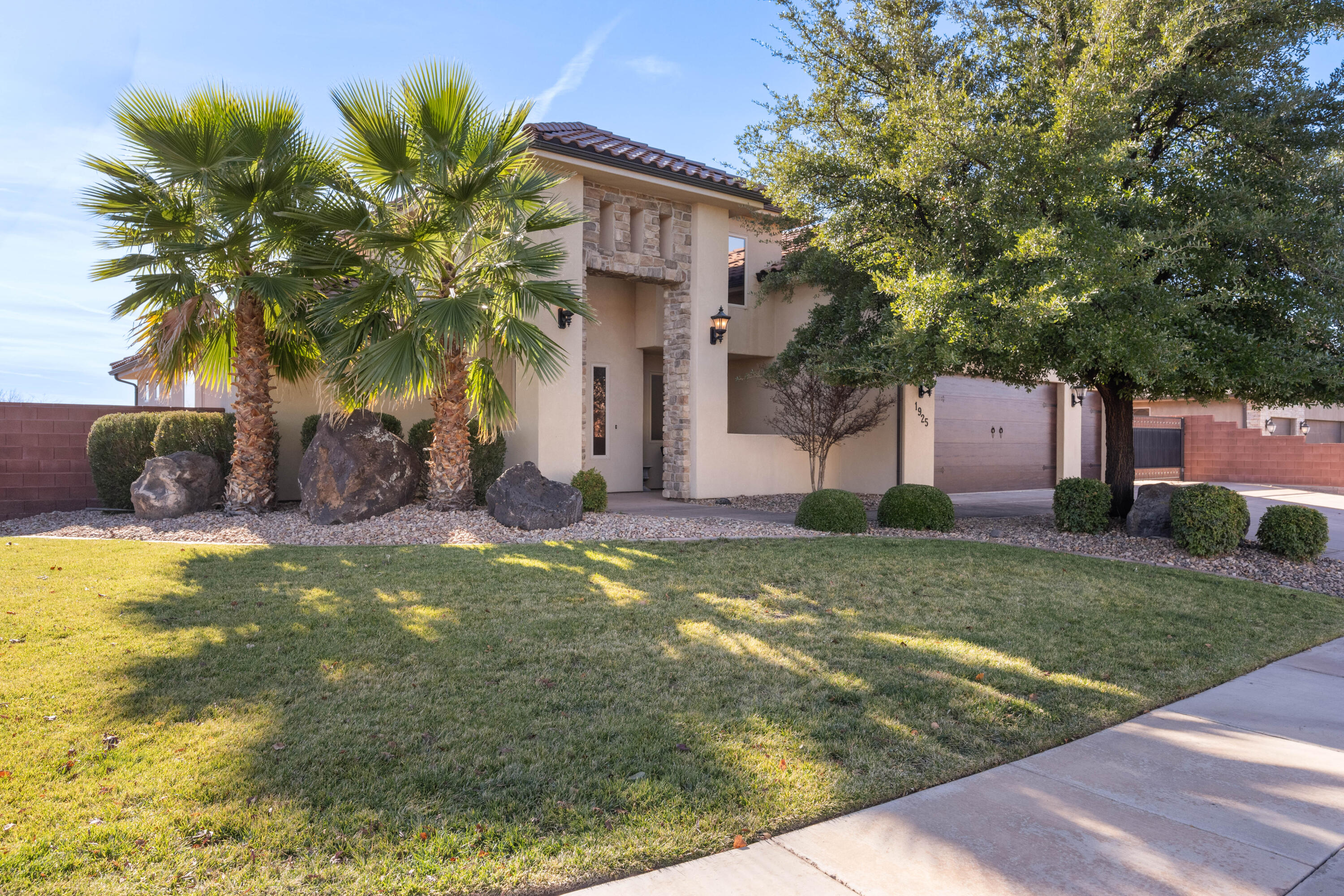 1925 West 430th Cir Street North St. George, UT 84770 - Photo 1 of 1 Exterior Front