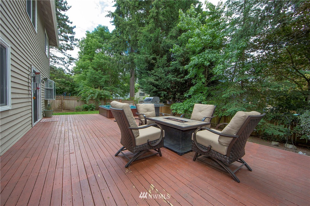 19829 133rd Place Southeast Renton, WA 98058 - Photo 23 of 25 Gallery Image 23