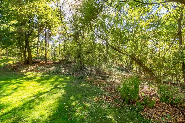 $299,900 | 42 Latchmere Drive, Victor, NY 14564