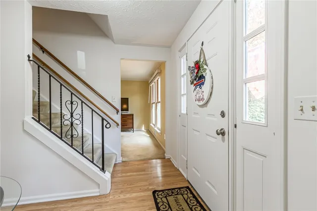 $299,900 | 42 Latchmere Drive, Victor, NY 14564