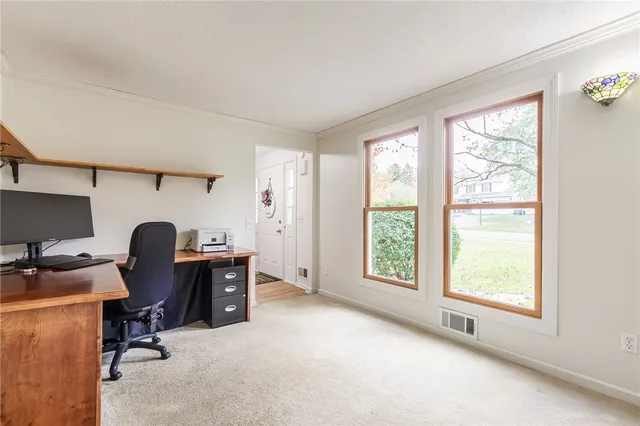 $299,900 | 42 Latchmere Drive, Victor, NY 14564