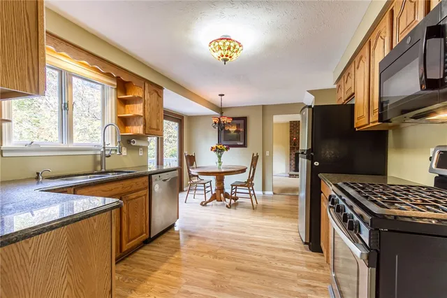 $299,900 | 42 Latchmere Drive, Victor, NY 14564