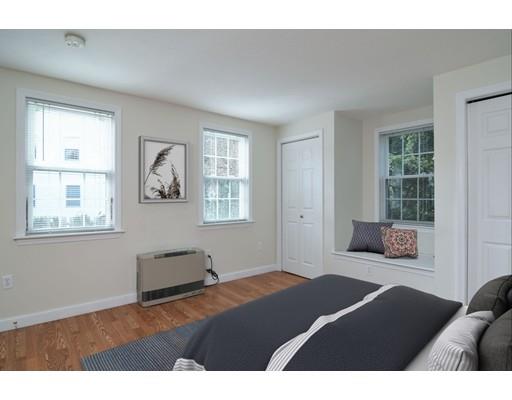 25 Sherwood Road Natick, MA 01760 - Photo 4 of 28 Gallery Image 4