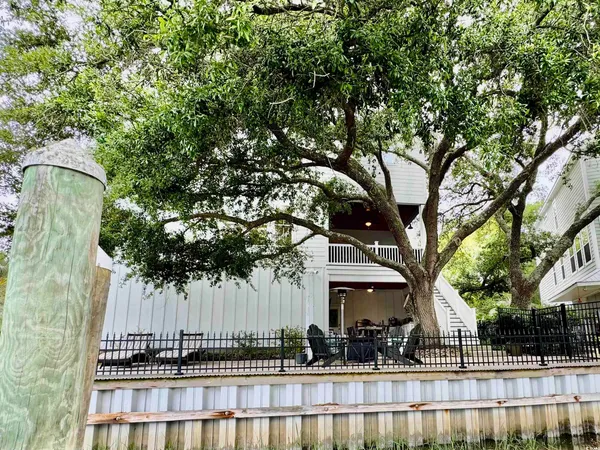 $1,399,000 | 17 Carson Creek Drive, Murrells Inlet, SC 29576