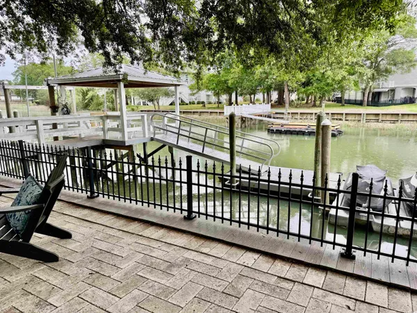 $1,399,000 | 17 Carson Creek Drive, Murrells Inlet, SC 29576