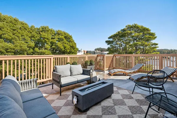 $2,595,000 | 2518 25th Avenue, San Francisco, CA 94116