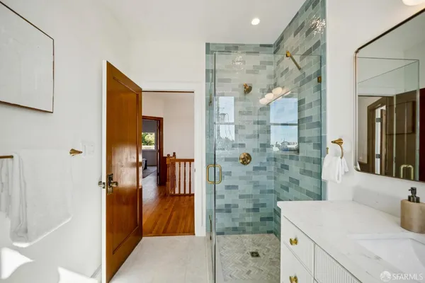 $2,595,000 | 2518 25th Avenue, San Francisco, CA 94116