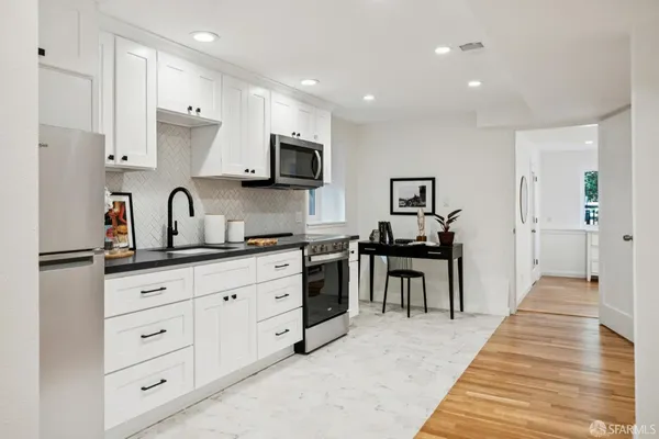 $2,595,000 | 2518 25th Avenue, San Francisco, CA 94116