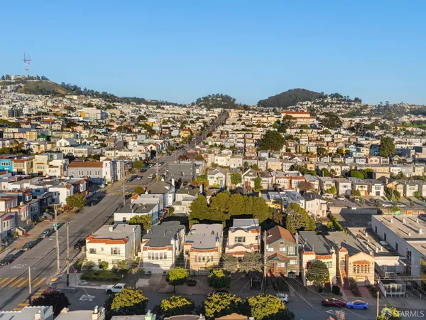 $2,595,000 | 2518 25th Avenue, San Francisco, CA 94116