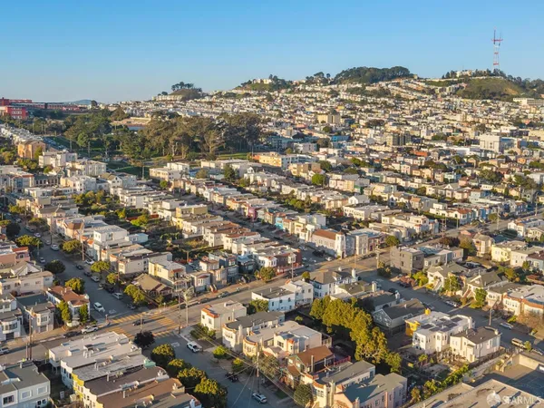 $2,595,000 | 2518 25th Avenue, San Francisco, CA 94116