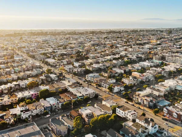 $2,595,000 | 2518 25th Avenue, San Francisco, CA 94116