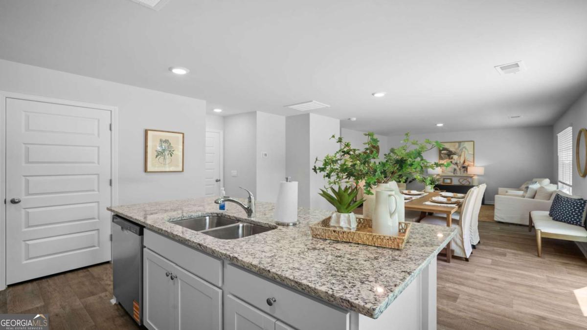 162 Timber Road Statesboro, GA 30458 - Photo 2 of 36