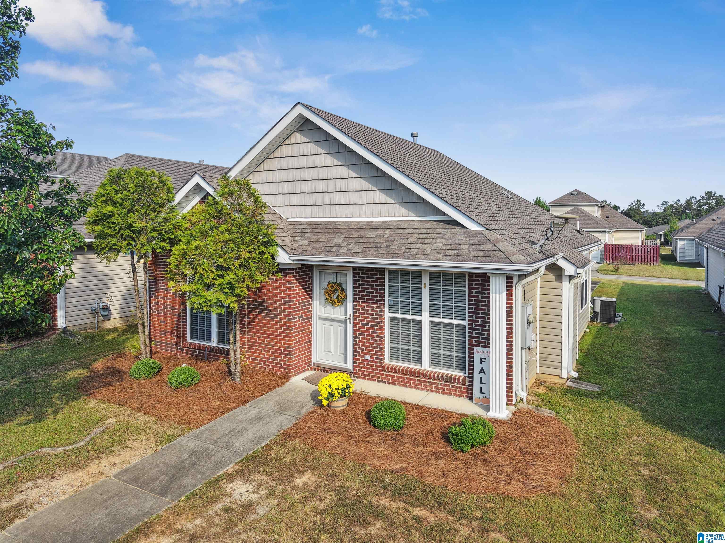 2219 Village Lane Calera, AL 35040 - Photo 2 of 23
