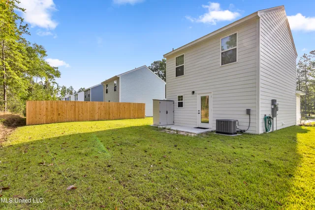 $1,395 | 13281 Kelly Street, Gulfport, MS 39503