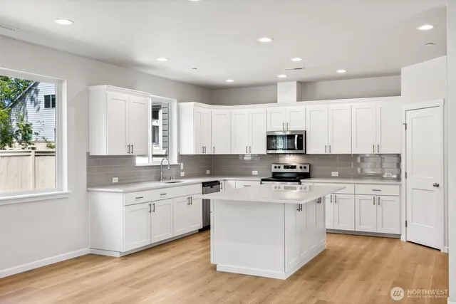 $652,130 | 16712 8th Ave Court East, Unit 9, Spanaway, WA 98387