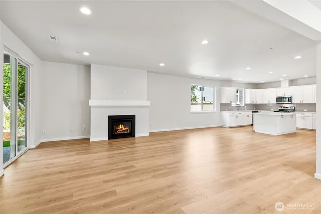 $652,130 | 16712 8th Ave Court East, Unit 9, Spanaway, WA 98387