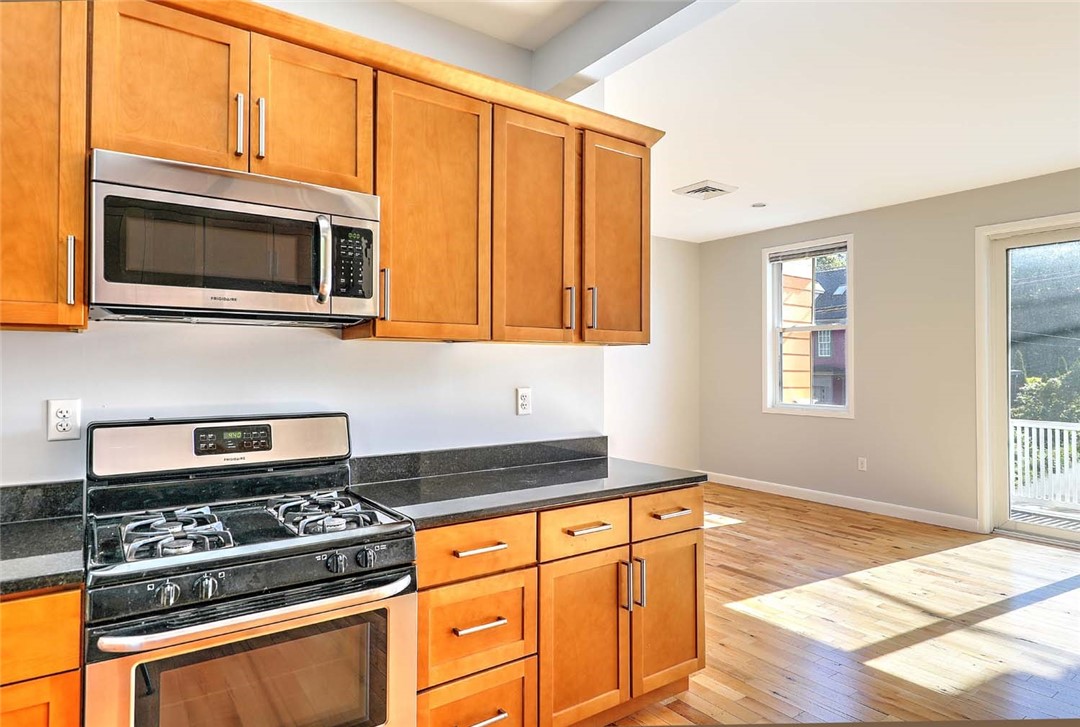 400 Hope Street, Unit 1 Providence, RI 02906 - Photo 11 of 33