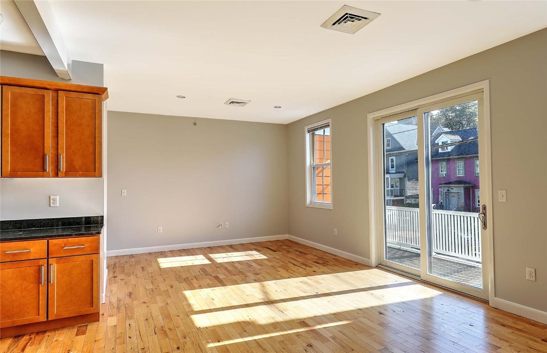 400 Hope Street, Unit 1 Providence, RI 02906 - Photo 12 of 33