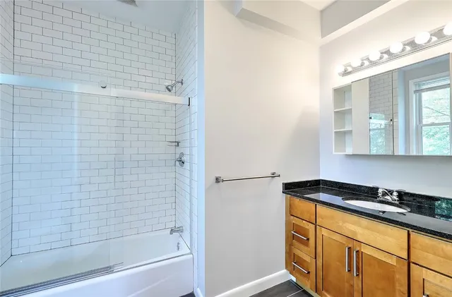 $2,900 | 400 Hope Street, Unit 1, Providence, RI 02906