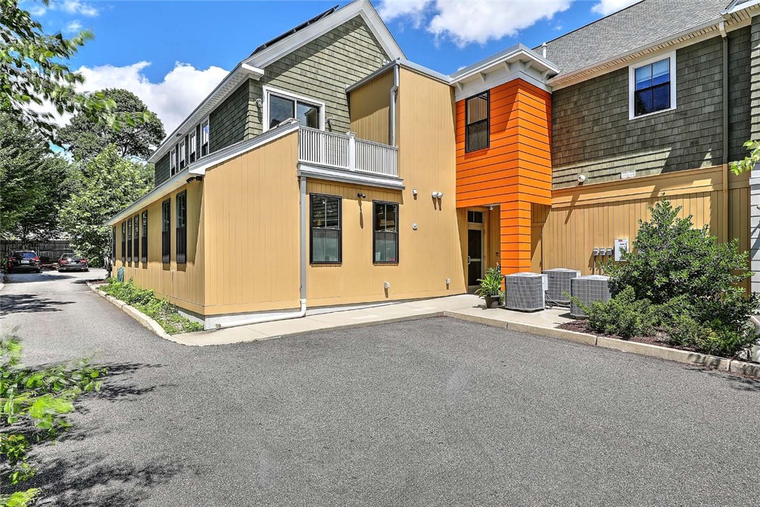 400 Hope Street, Unit 1 Providence, RI 02906 - Photo 31 of 33